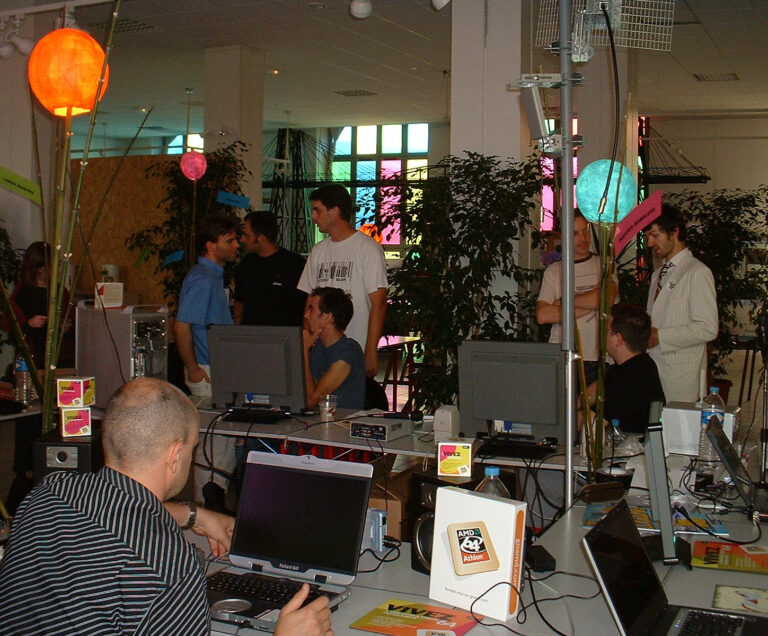 Festival Scopitone - Salle des Postes 1 - Juillet 2005